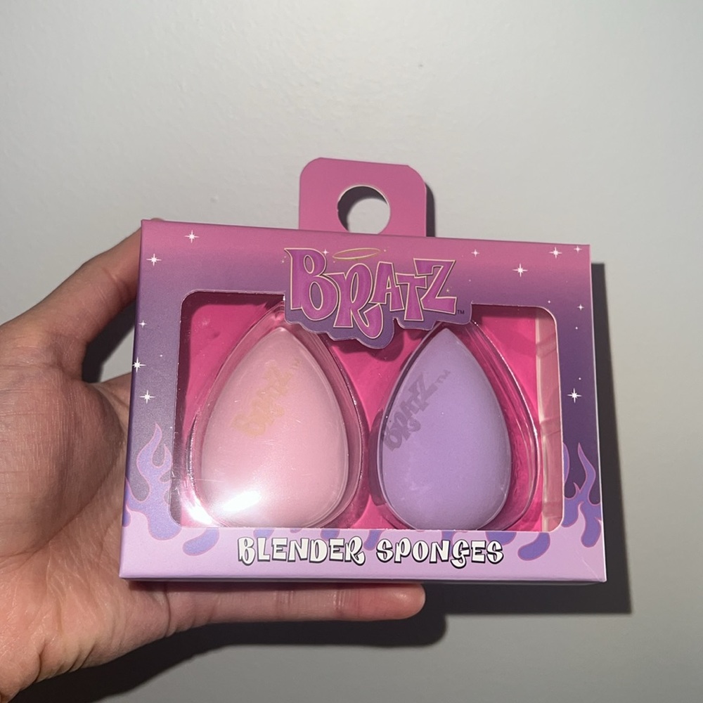 Bratz Beauty Blender 2 beauty blenders pink and purple blender sponges BRATZ
